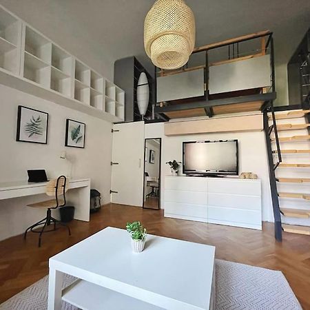 Stefanka Apartment Old Town ブラチスラヴァ エクステリア 写真